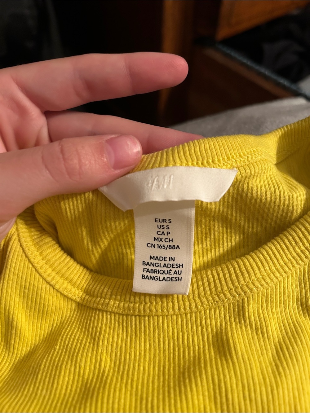 H&M Yellow Ribbed Crop Tank Top - Picture 2 of 2